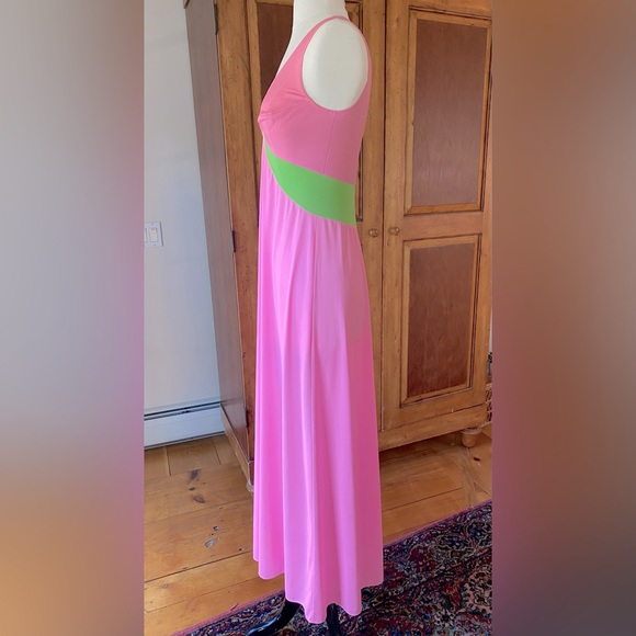 🩷VINTAGE OLGA🩷 BARBIE NIGHTGOWN RARE COLOR COMBINATION FOR COLLECTORS SIZE M - Picture 3 of 6